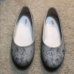 Goby women’s flats